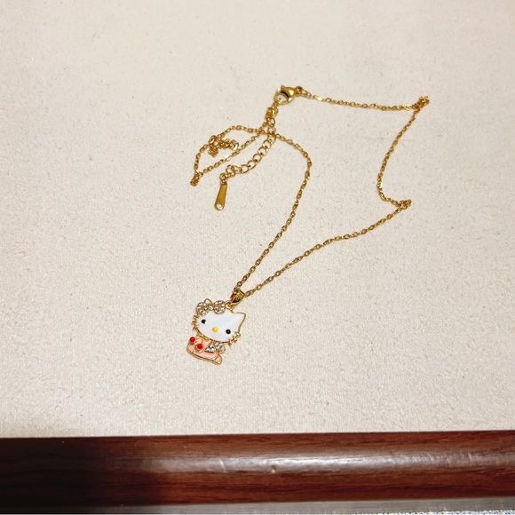 ✨ super cute hk necklsce🐱 - Picture 10 of 10